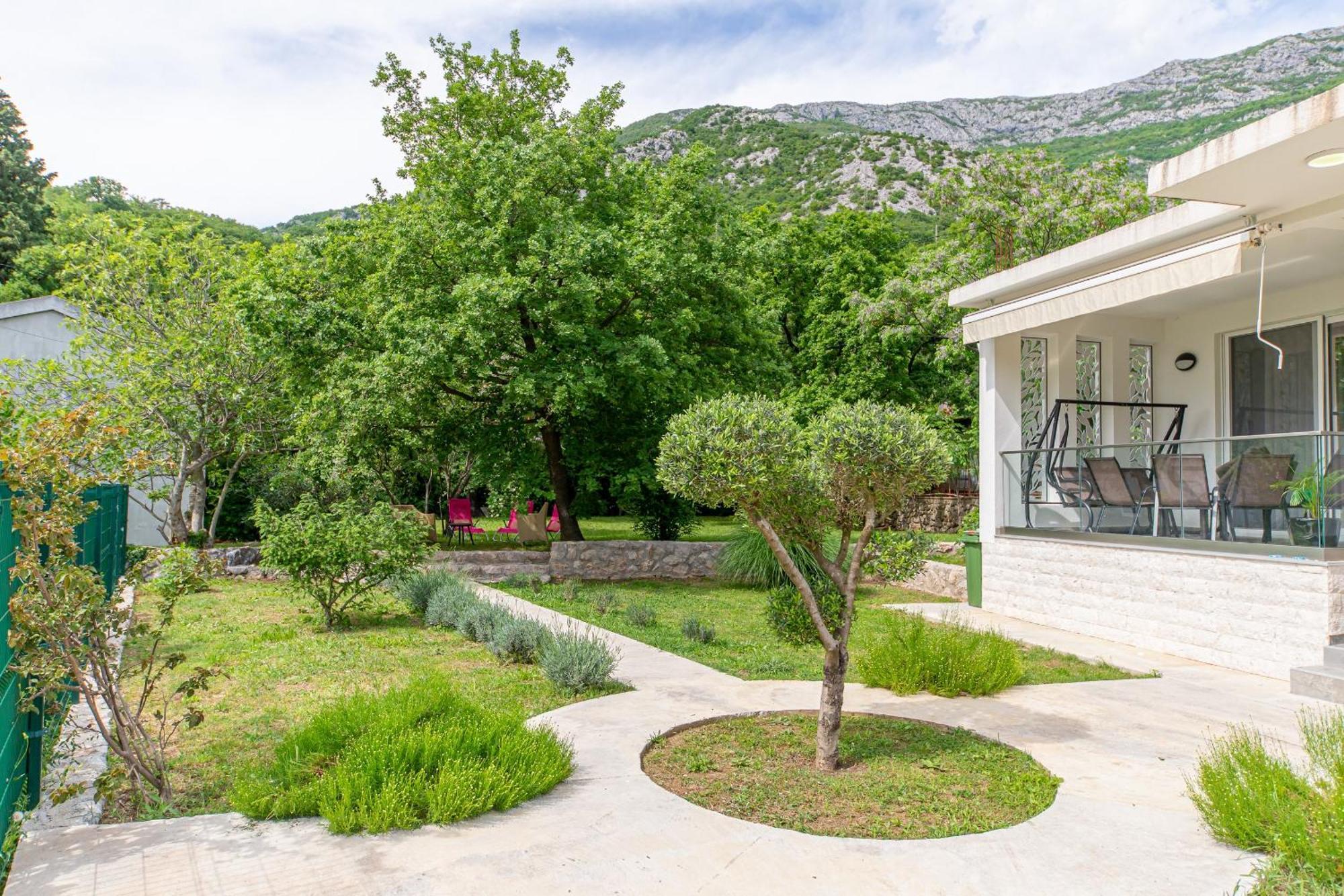 Villa The White House Thurmani Exterior foto
